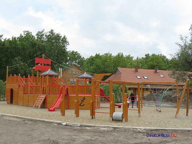 Kids' Paradise House Balatonboglár المظهر الخارجي الصورة